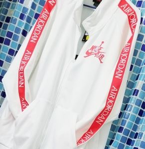 Air Jordan track coat size 3xl - XXXL